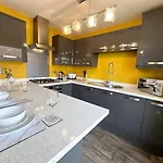 Mable House By Blue Skies בית נופש רדקאר