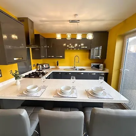Mable House By Blue Skies Holiday home *