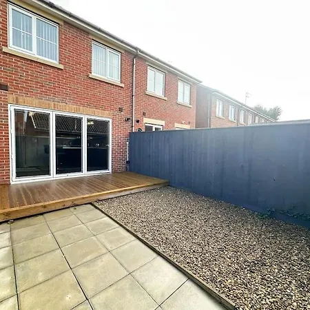 Mable House By Blue Skies Holiday home Redcar